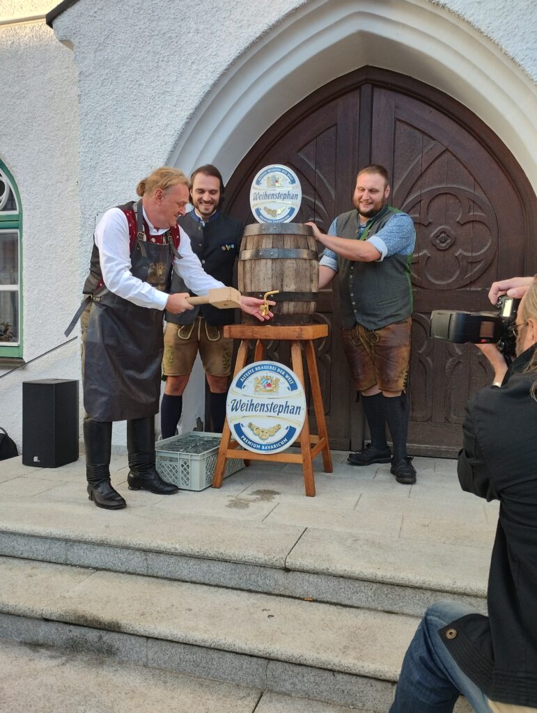 Traditioneller Bieranstich am 02.10.2024